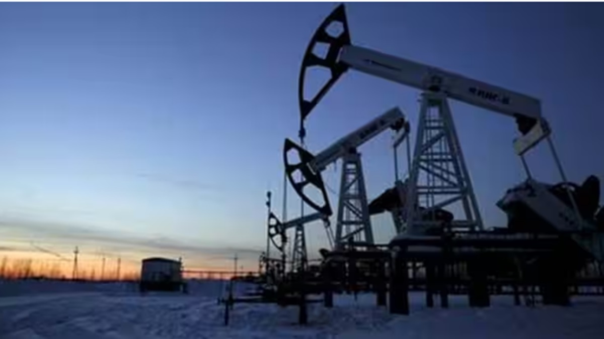 Year ahead: Oil markets may remain volatile in 2024 also