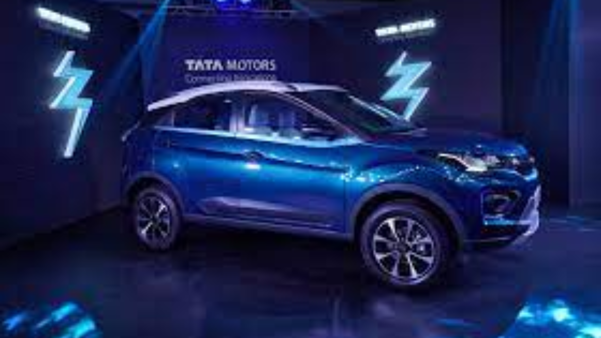 Tata Motors bets on strong H2, should you buy, sell, hold stock?